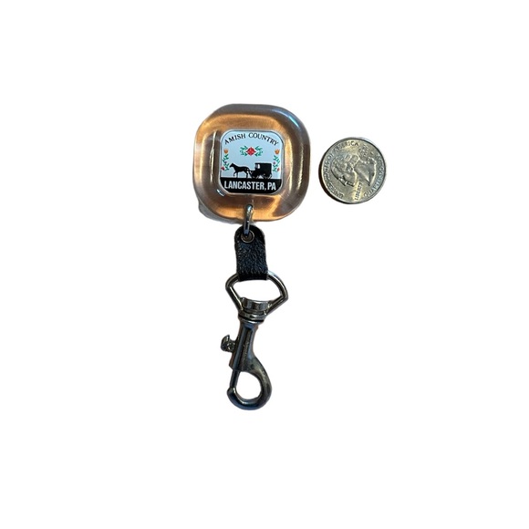 Vintage | Amish Country Lancaster, PA Keychain | Gift - Picture 3 of 4